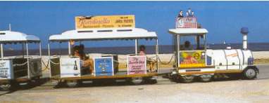 javea's train along the arenal to the port